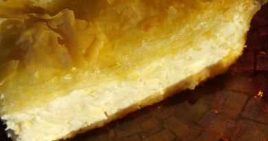 Feuilleté à la feta – Tyropitta Feuilleté à la feta – Tyropitta