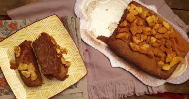 Cake à la banane et à la caroube Cake à la banane et à la caroube