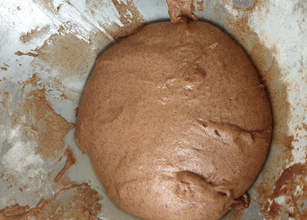 la pâte de donut va commancer se gonfler