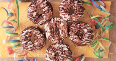 Donuts à la caroube – Beignets à la caroube – Loukoumas Donuts à la caroube