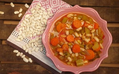 Fasolada grecque – Soupe aux haricots à la tomate, cèleri et carottes