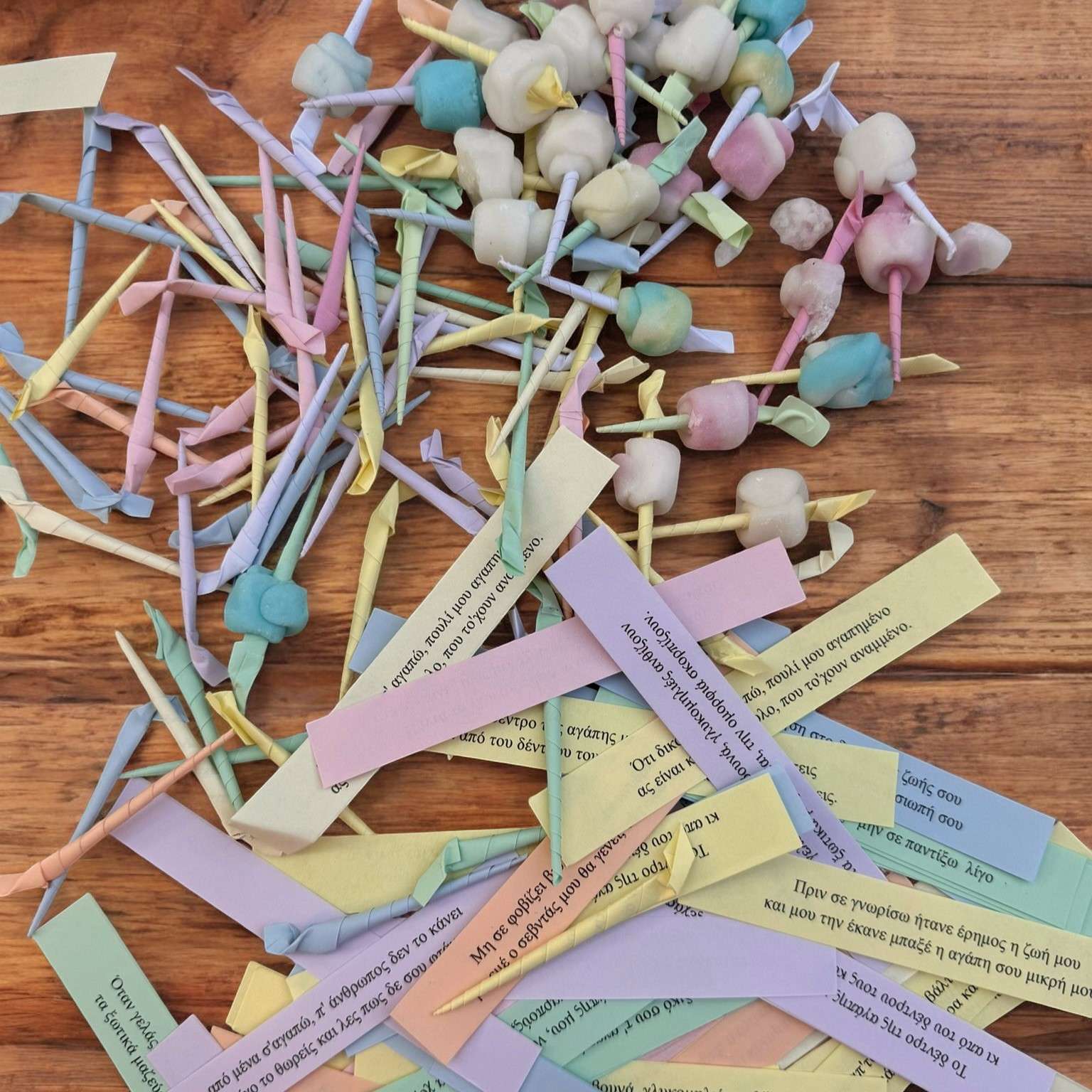 Mantinades : La poésie crétoise en version sucrée pour un moment magique - recette de Recettes d'une cretoise