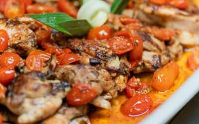 Pasta cake – Pastitsio grec 3 Filet de poulet farci à la feta, tomates séchées et sirop de caroube