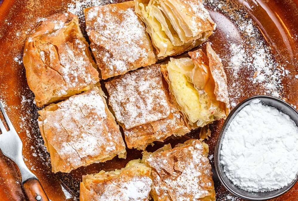 Bougatsa à la crème (feuilleté grec à la crème de semoule)