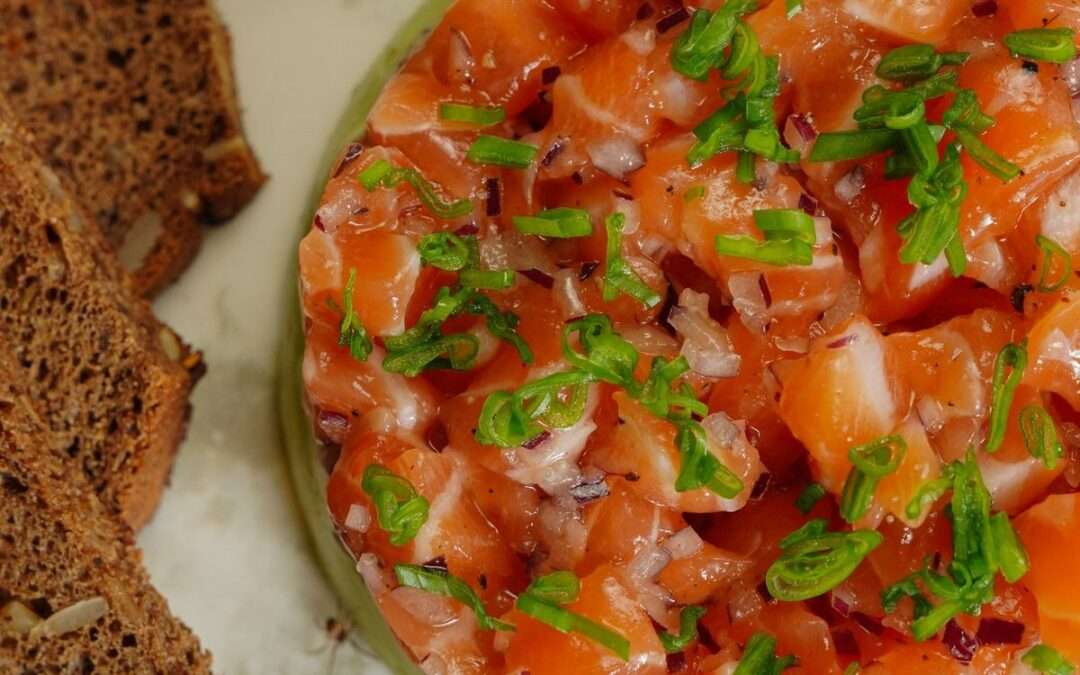 Tartare de saumon ou daurade au fenouil et à la bergamote « pergamoto »