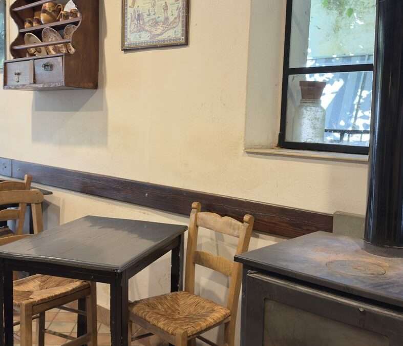 En Grèce, la cuisine ne reste jamais à la maison