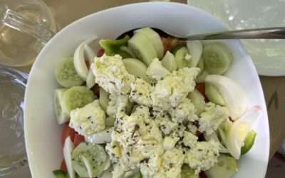 La vraie salade grecque (horiatiki)