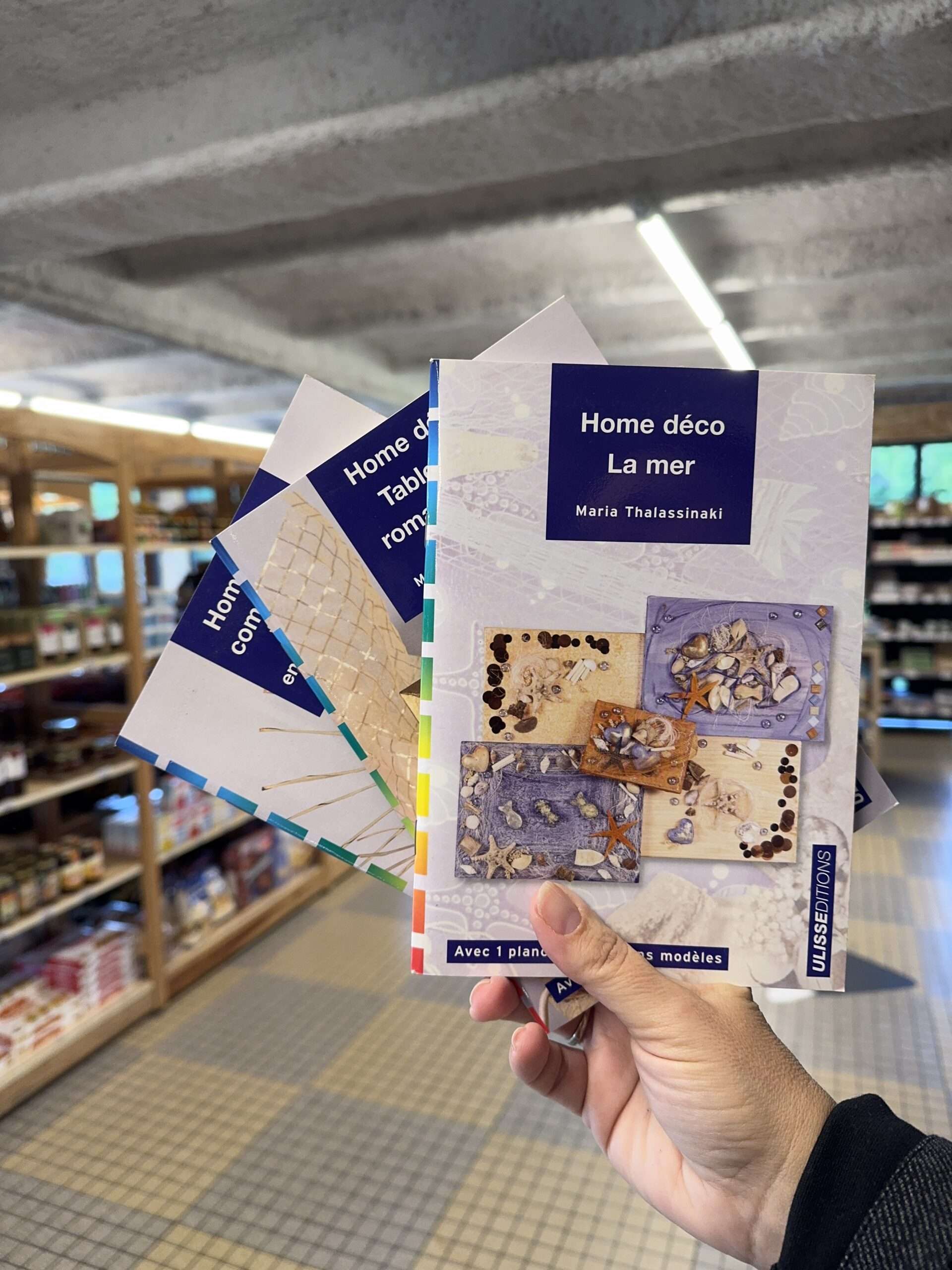 L'histoire de mes livres, du home déco au livre de cuisine grecque vegan 2 Les trois livres Home déco de Maria Thalassinaki, parus en 2008 aux éditions Ulisseditions