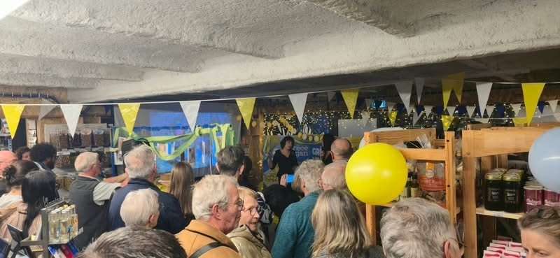 Le public réuni à la boutique de Messei pour le lancement du livre Grèce vegan, jeudi 22 octobre 2026